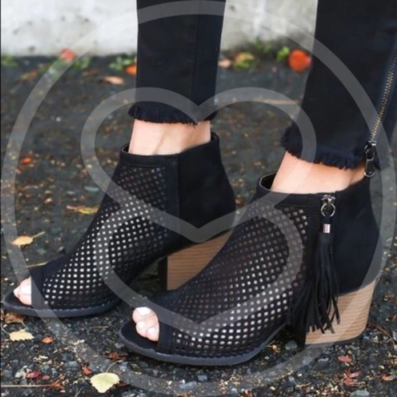 Shoes - Vivi Bootie  -BLACK